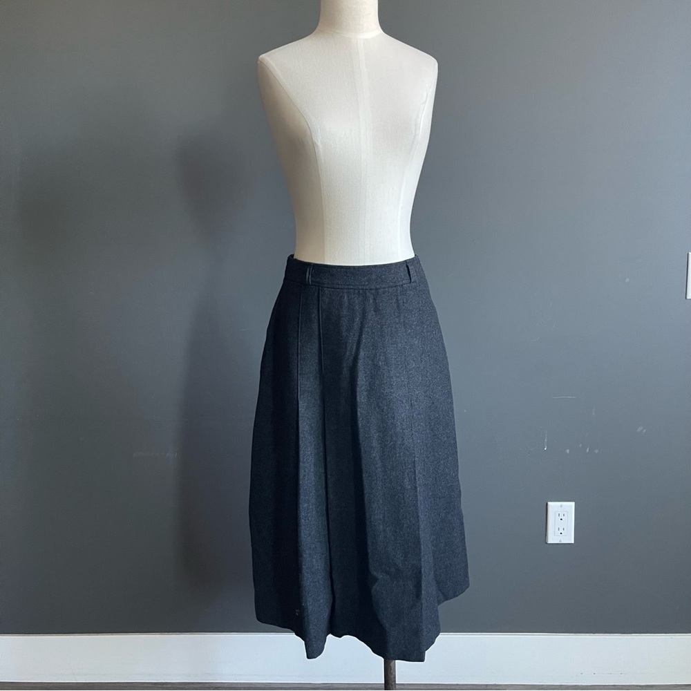 Laidene Rock Wool Midi Skirt Charcoal Gray Pleated Heritage Minimalist